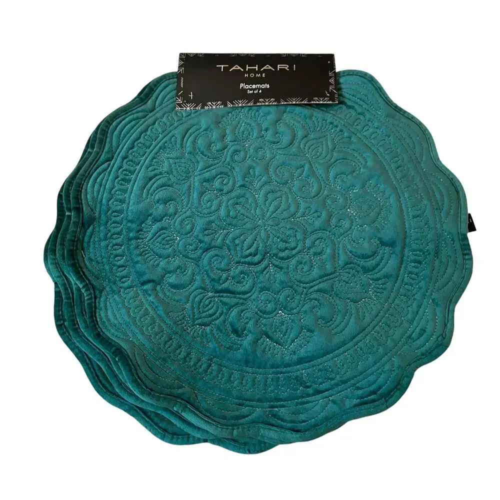Tahari Medallion Christmas Green Velvet Velour Placemat Set Round 16